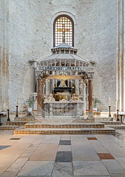 Side chapel in Saint Nicola Basilica in Bari, Apulia, southern Italy.