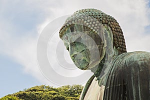 Side photograph of the great buddha of kamakura