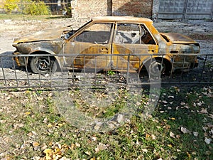 side view on a car burned down