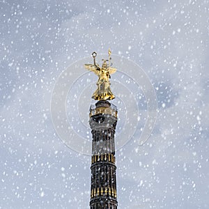 Siegessaeule in winter