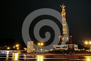 SiegessÃ¤ule at night berlin,Germany