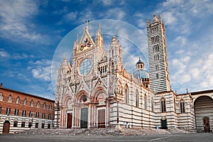 Siena, Tuscany, Italy: the medieval cathedral at sunrise