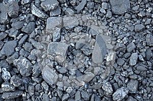 Sifted coal Anthracite of various sizes lies in bulk.