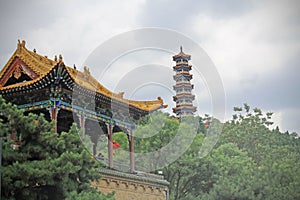 The pagoda and chinese palace in Jincheng, house of Huangchang chancellor entrance photo