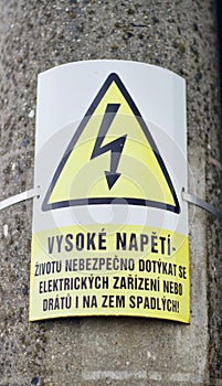 A sign of danger in high voltage, ` high voltage - life-threatening to touch electrical equipment or power lines even on the groun