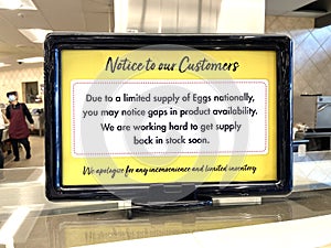 Sign informing store customers about nationwide egg shortage photo