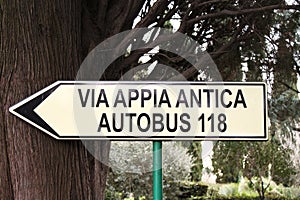 Sign in the park of Catacombe di S. Callisto