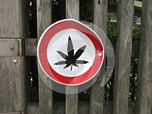 Sign saying it is forbidden to smoke marihuana in this place