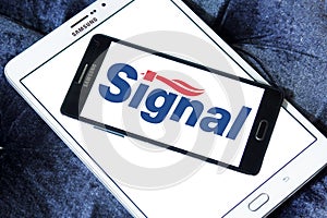 Signal toothpaste logo