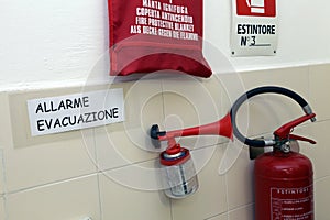 Signaling devices for emergency management in a nursery photo