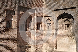 Significant forms and functions, Ghadha Shaha Ki Dukaan, Mandu, Madhya Pradesh