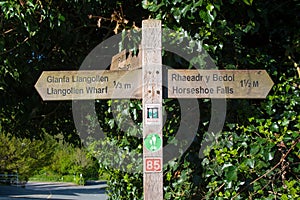 Signpost to the LLangollen Wharf and the Horseshoe Falls