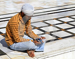 Sikh devotee