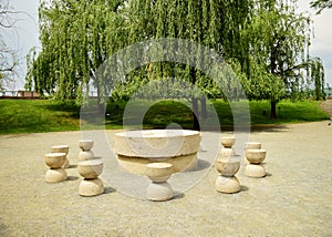 Silent Table artwork Constantin Brancusi