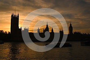 Silhouette of the houses of parliament