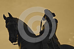 Silhouette picture of the Equestrian Statue of George Washington in Common Park, Boston