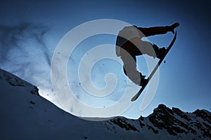 Silhouette Snowboarder jumping img