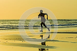 Silhouette of young happy and attractive African American runner woman exercising in running fitness sprint workout at beautiful b