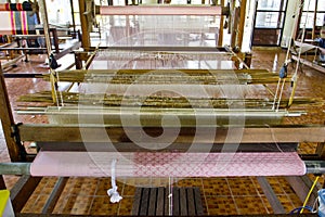 Silk weaving loom