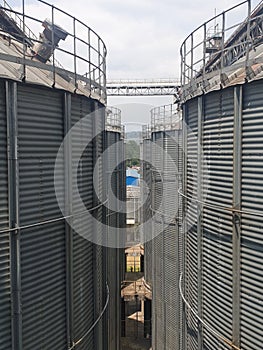 Silo industri steel industrial theme