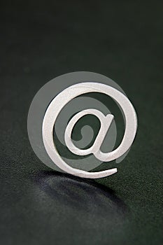 Silver 3D email sign