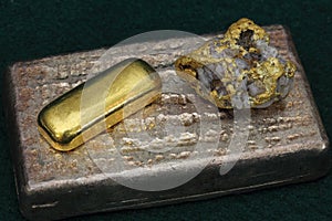 Silver & Gold Bullion Bars (Ingots) and Gold / Quartz Specimen