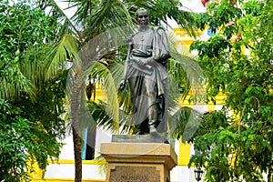 Simon Bolivar Statue photo