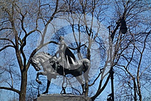 Simon Bolivar Statue photo