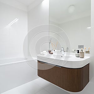 Big and modern washbasin with mirror wall