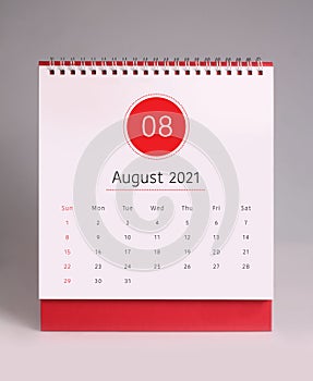 Simple desk calendar 2021 - August