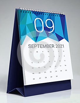 Simple desk calendar 2021 - September