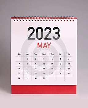 Simple desk calendar 2023 - May