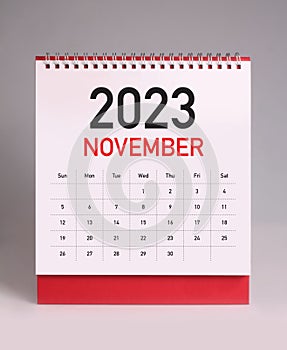 Simple desk calendar 2023 - November