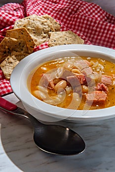 Simple Ham and Bean Soup