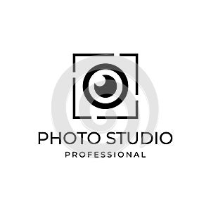 Simple photo studio or camera studio logo design