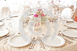 Simple table arragement at wedding