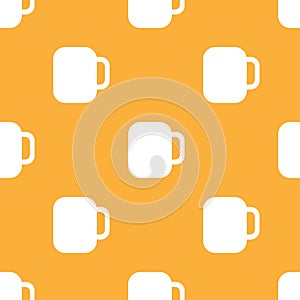 Simple vector beer background. Repetitive geometric beer icons. Seamless pattern with beer glasses on yellow background