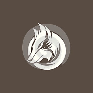 simple wolf head logo