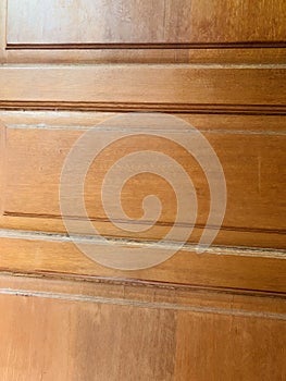Simple wood door carving