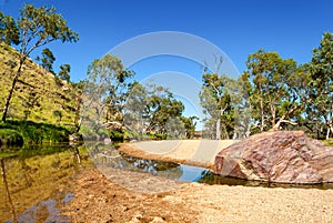 Simpsons Gap (Australia Northern Territory)