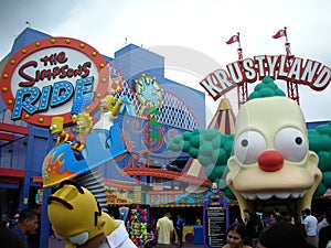 The Simpsons ride, krustyland