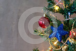 Simulated Christmas tree decorated with colorful decorations.