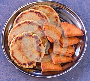 Sindhi biscuits - sweet lola and chautha shortbread