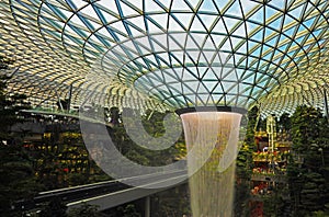 Singapore changi airport the jewl with highest indoor fountain