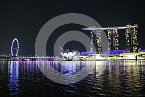 Singapore Marina Bay Sands Art Science Museum and Flyer