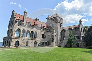 SInger Castle, Dark Island, New York