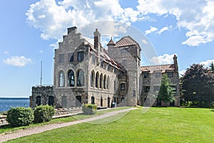 SInger Castle, Dark Island, New York