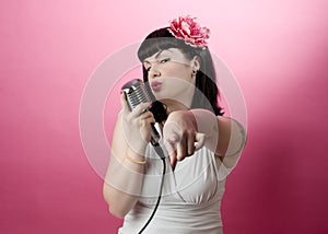 Singing Pinup Girl