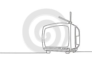 Single continuous line drawing of retro old fashioned tv with internal antenna. Classic vintage analog television concept one line