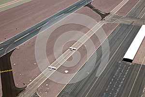 Single engine aircraft on taxiway